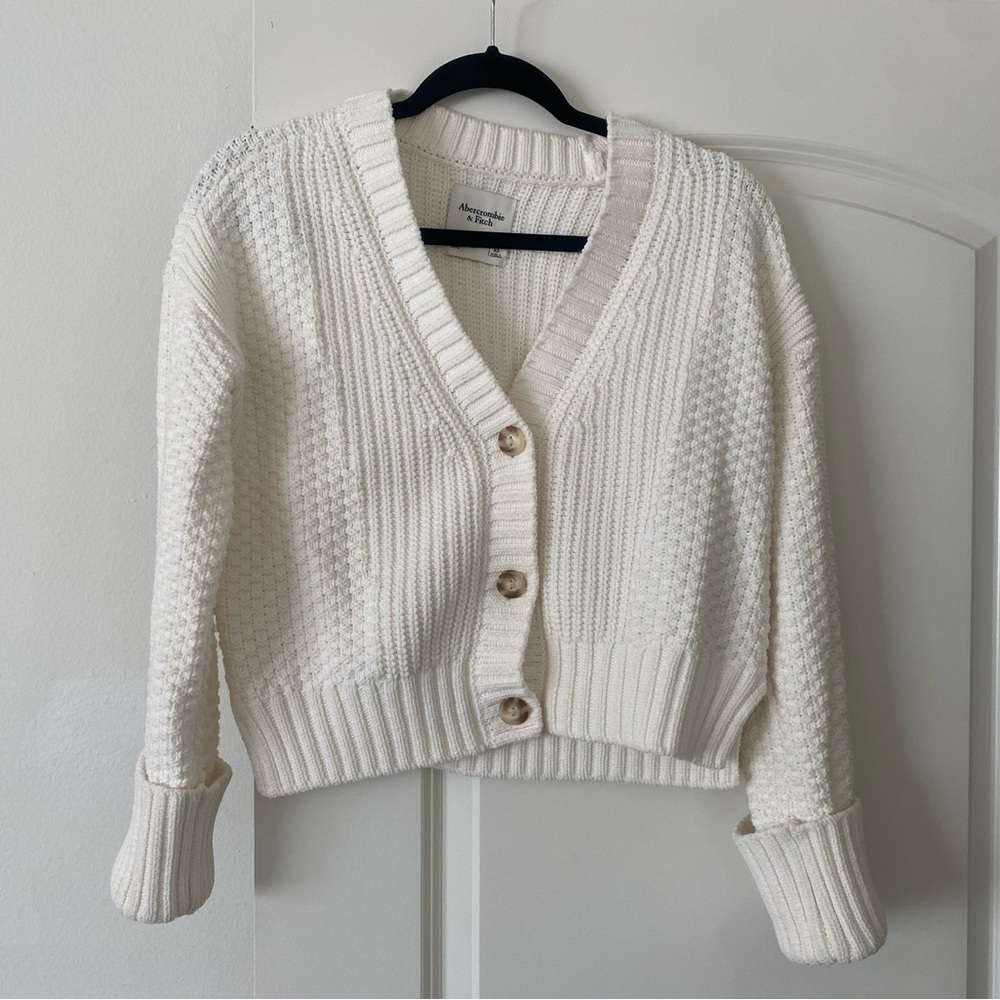 Abercrombie & Fitch Off-White V-Neck Textured Cardigan